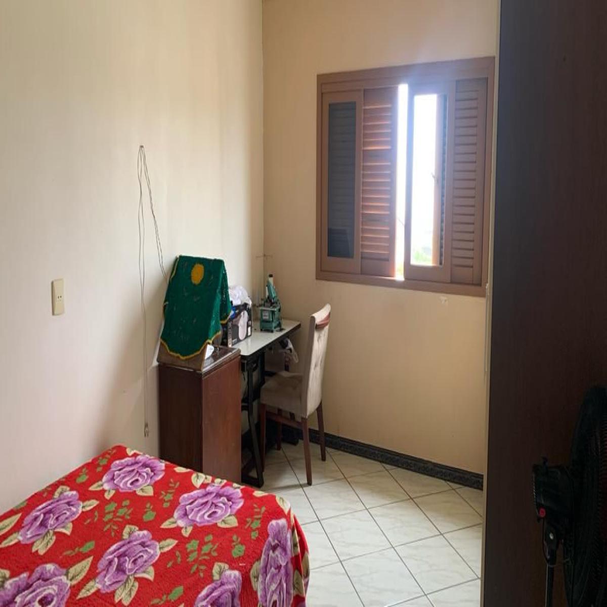 Apartamento + Sala comercial no Centro!