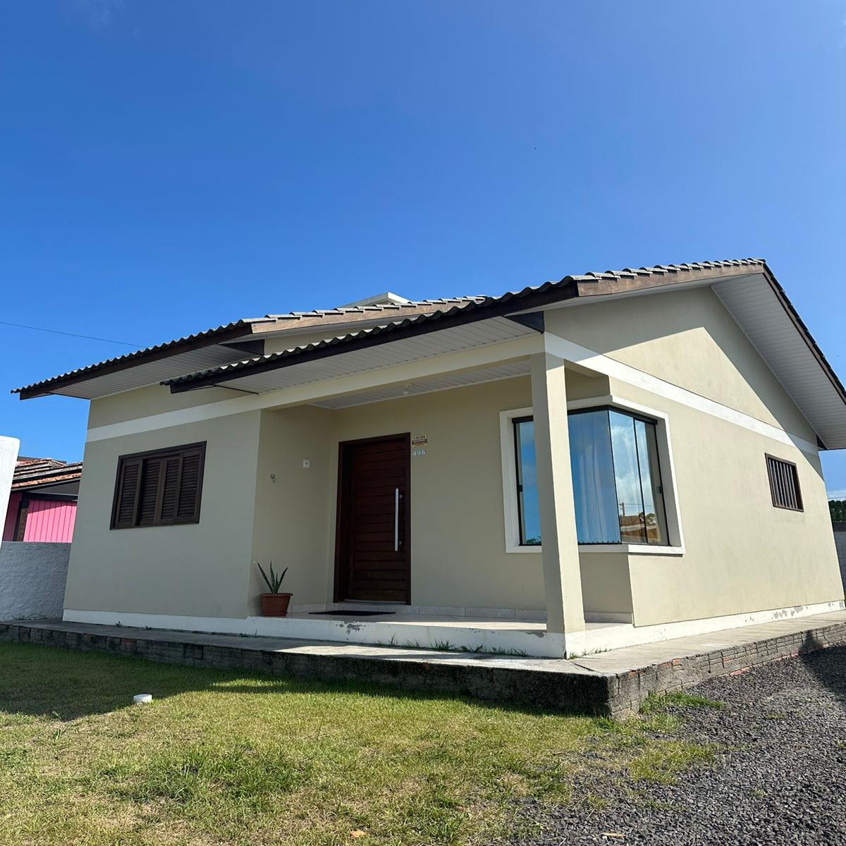 Casa semimobiliada c/ 50m2 - Bairro Caverazinho