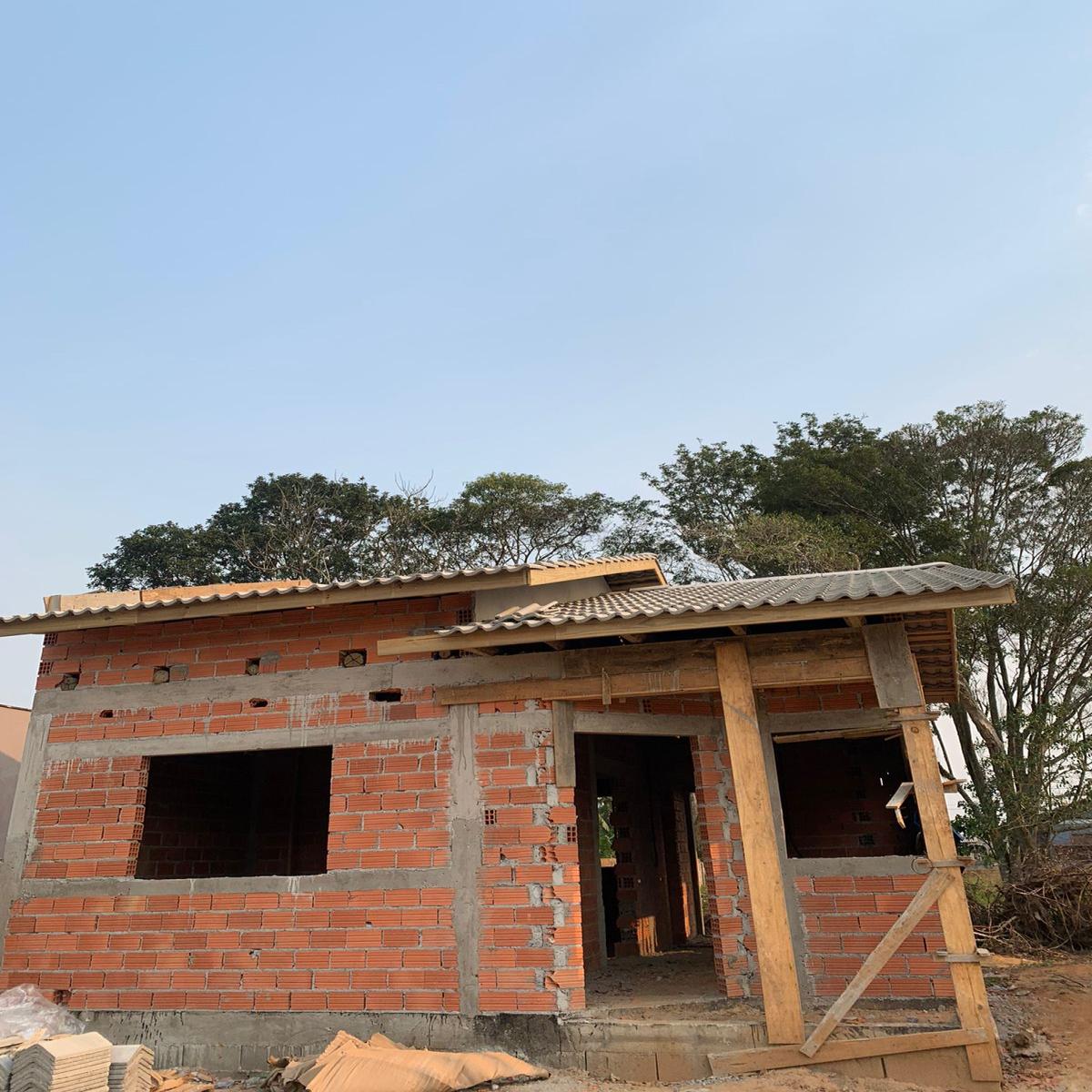 Casas em construção - Bairro Polícia Rodoviária