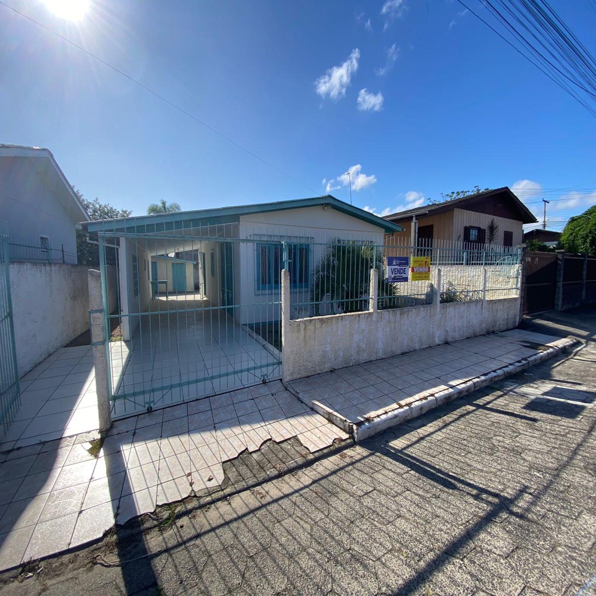 Casa à venda - Bairro Mato Alto