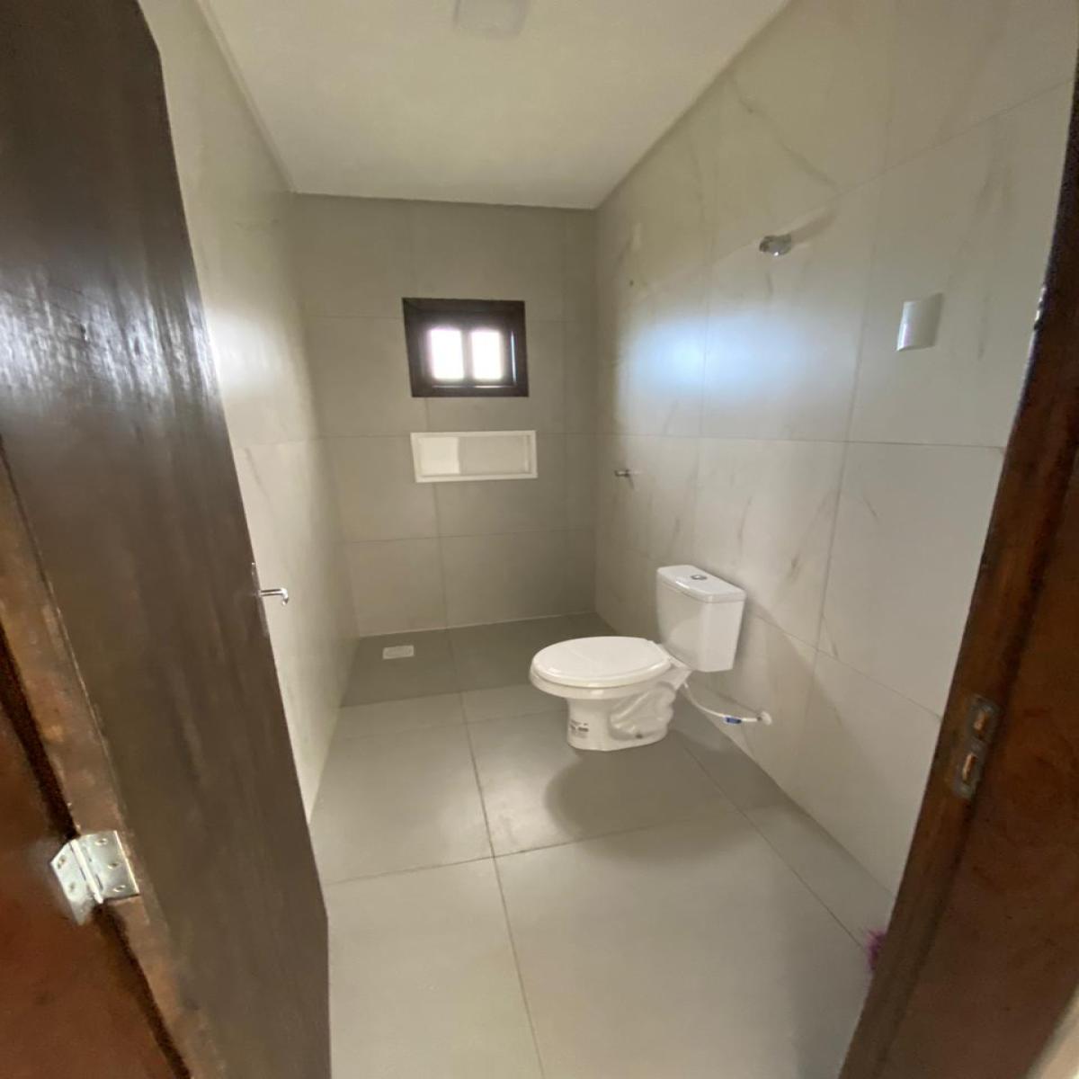 Casa nova com 50m2 - Bairro Santa Catarina