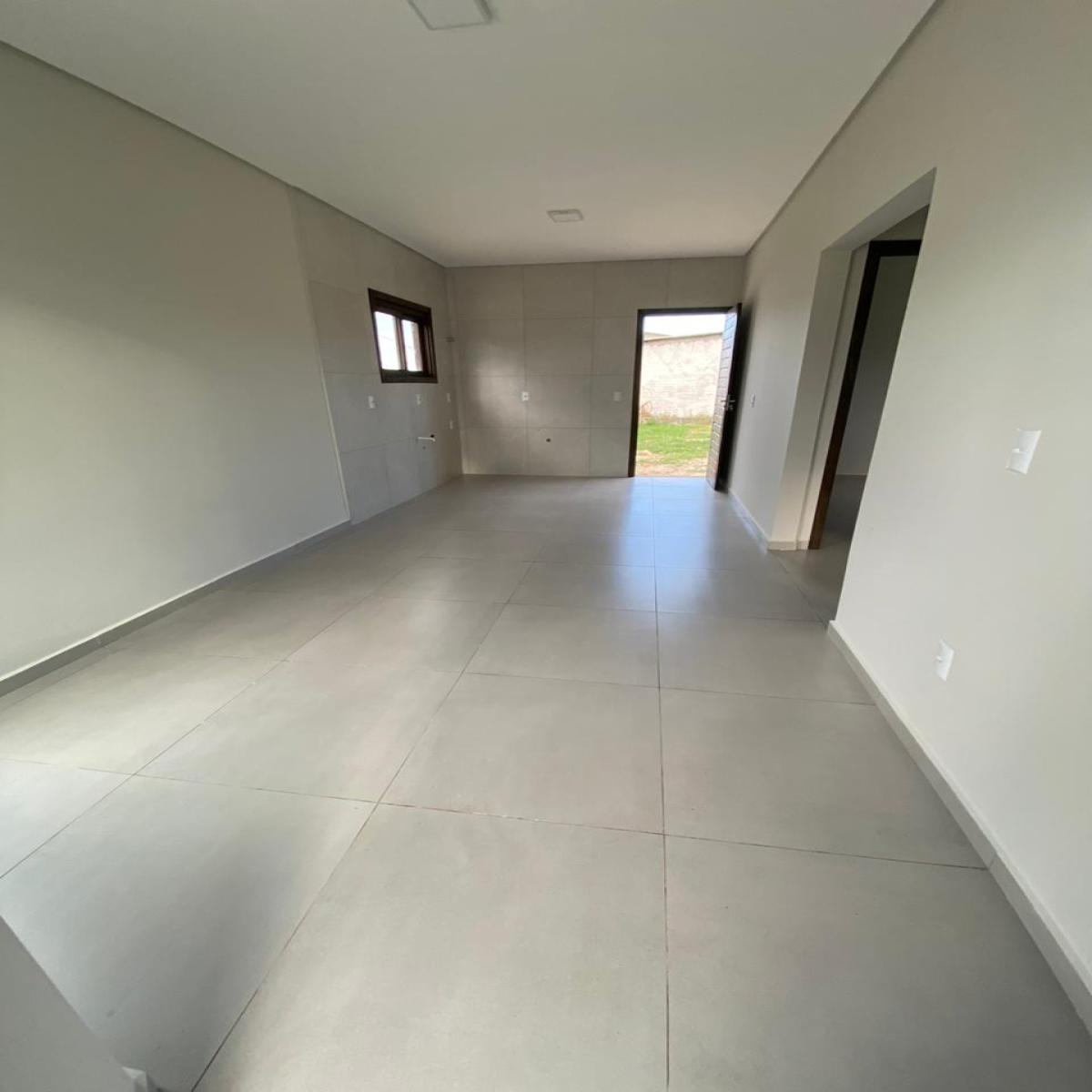 Casa nova com 50m2 - Bairro Santa Catarina