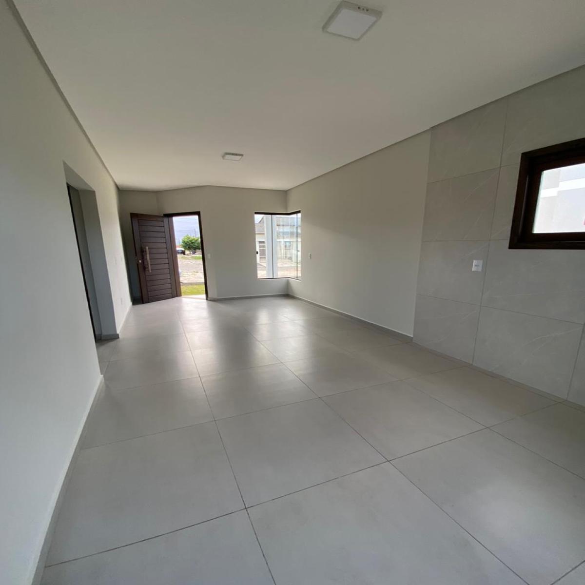 Casa nova com 50m2 - Bairro Santa Catarina