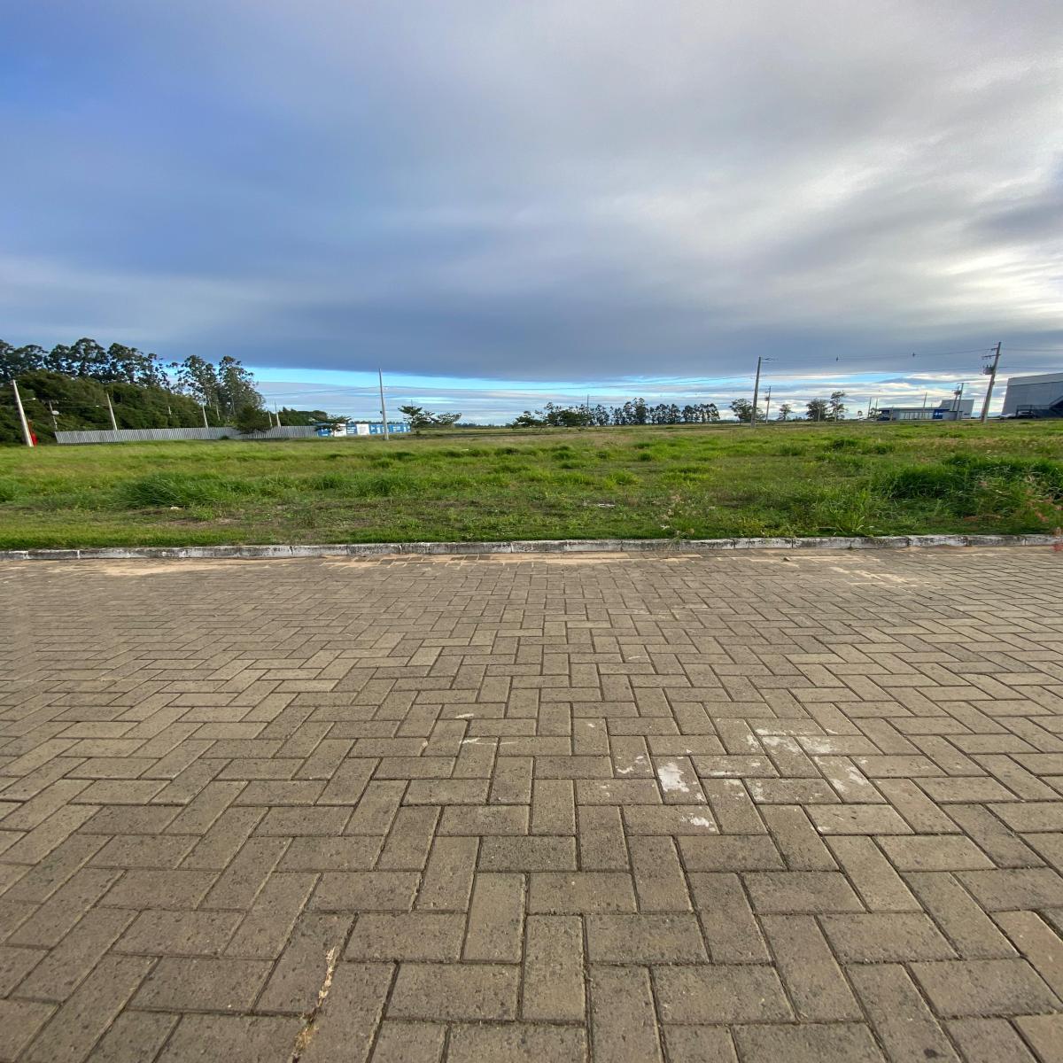 Terreno ao lado da Unisul e Hospital IMAS - Bairro Cidade Universitária