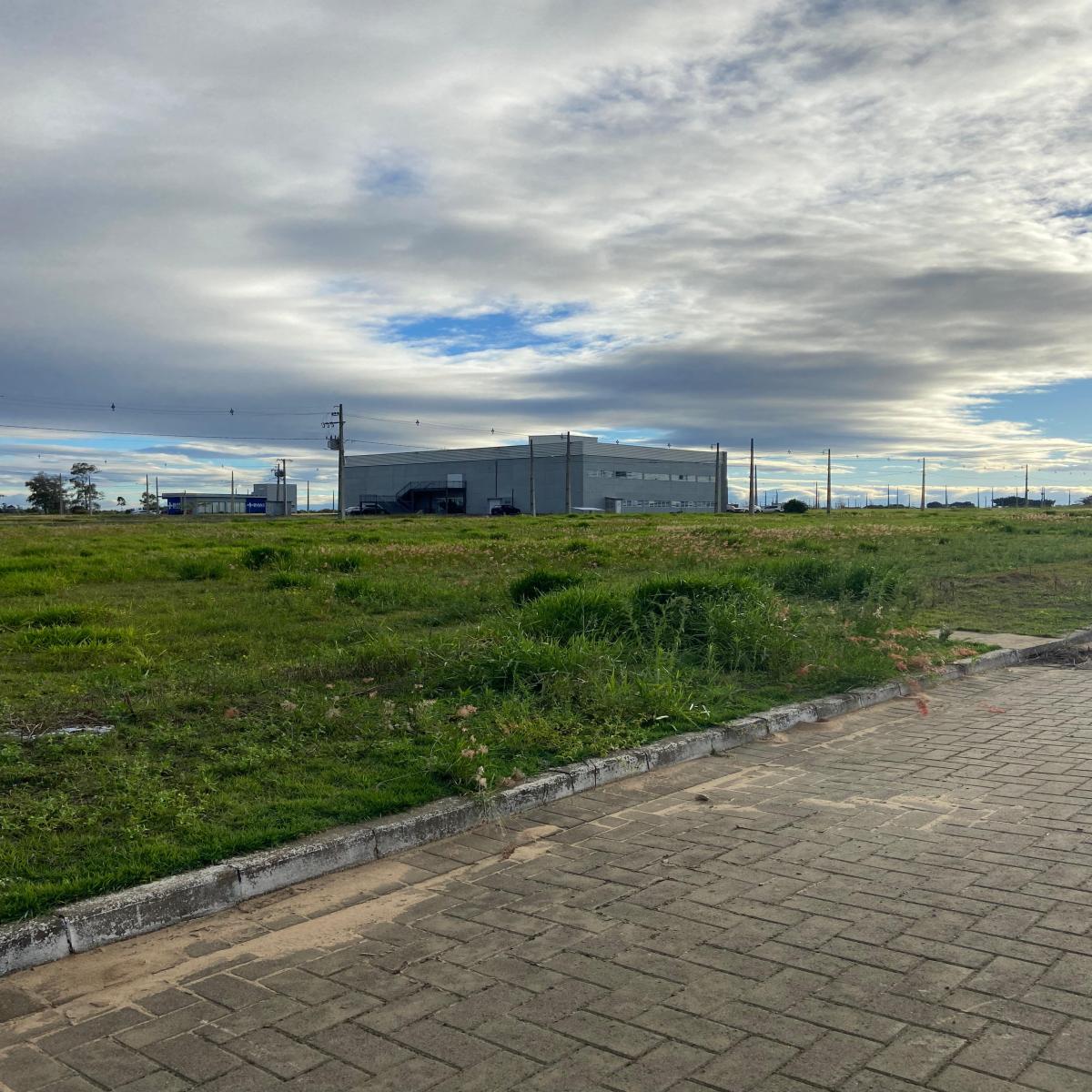 Terreno ao lado da Unisul e Hospital IMAS - Bairro Cidade Universitária