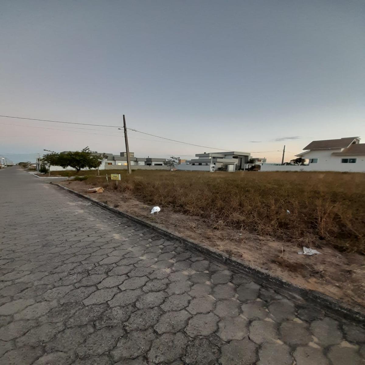 Terreno de esquina - Bairro Nova Divinéia